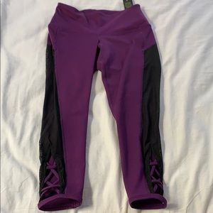 Blogilates Popflex cropped leggings in plum